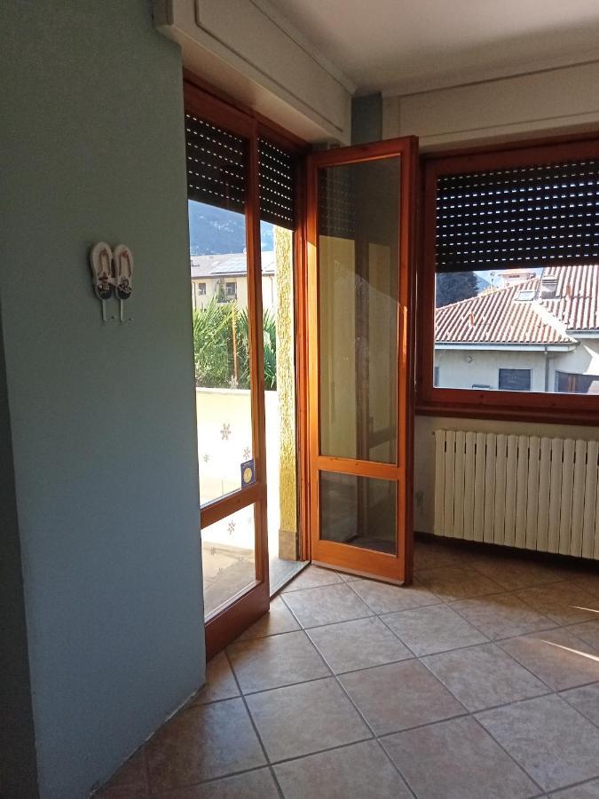 La Casa Di Elisa Affittacamere Gravellona Toce Bagian luar foto